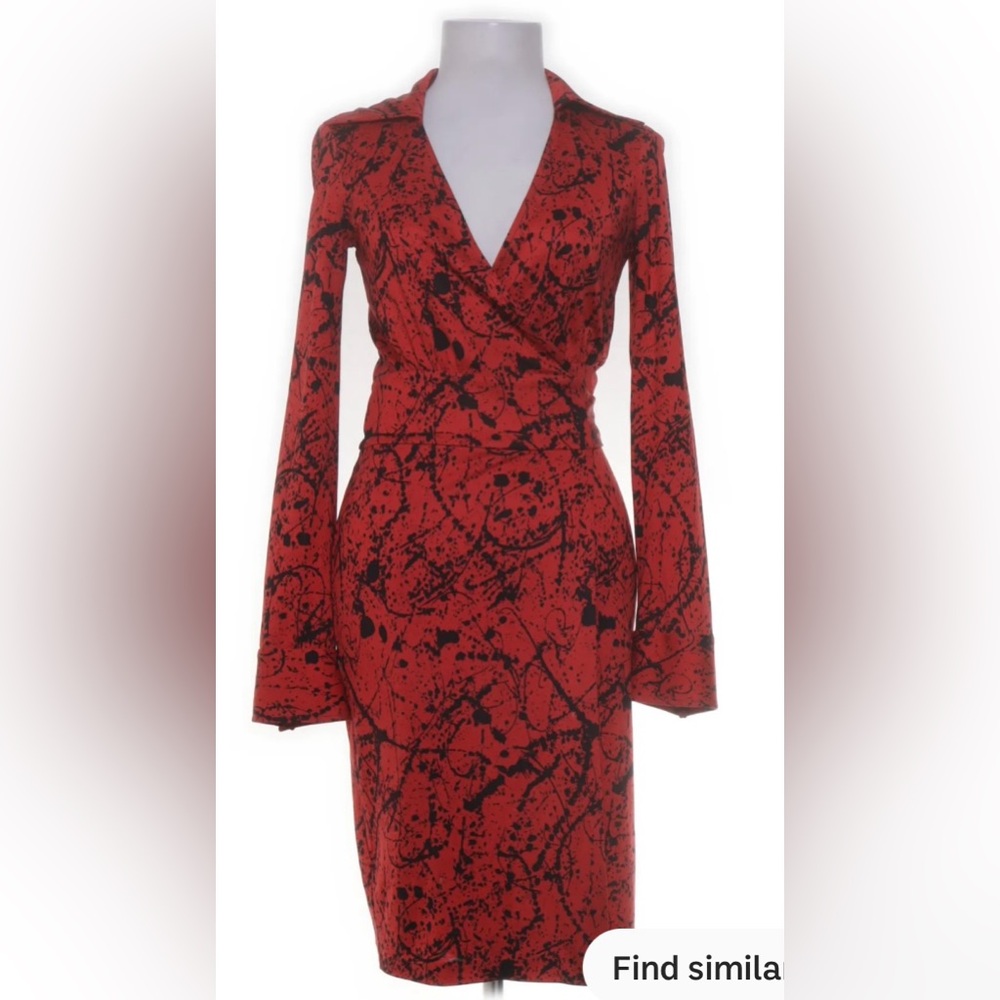 DVF Vintage Red Silk Splatter Paint Wrap Dress size 6